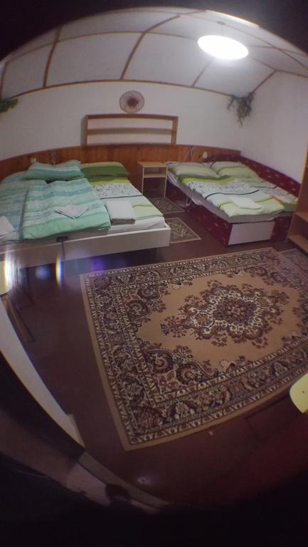 Ubytovanie 184, Bed And Braekfast 184 Stará Lesná Esterno foto