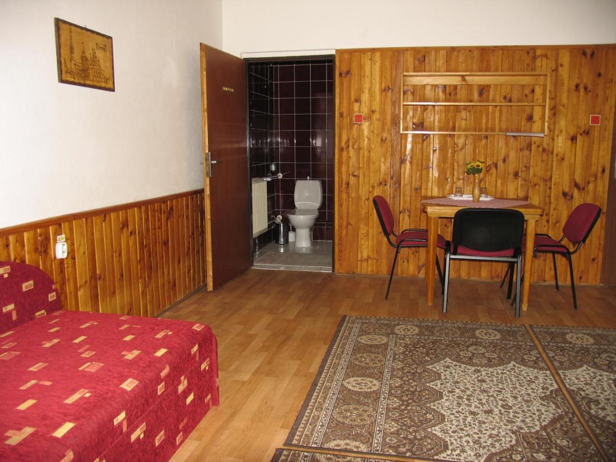 Ubytovanie 184, Bed And Braekfast 184 Stará Lesná Esterno foto